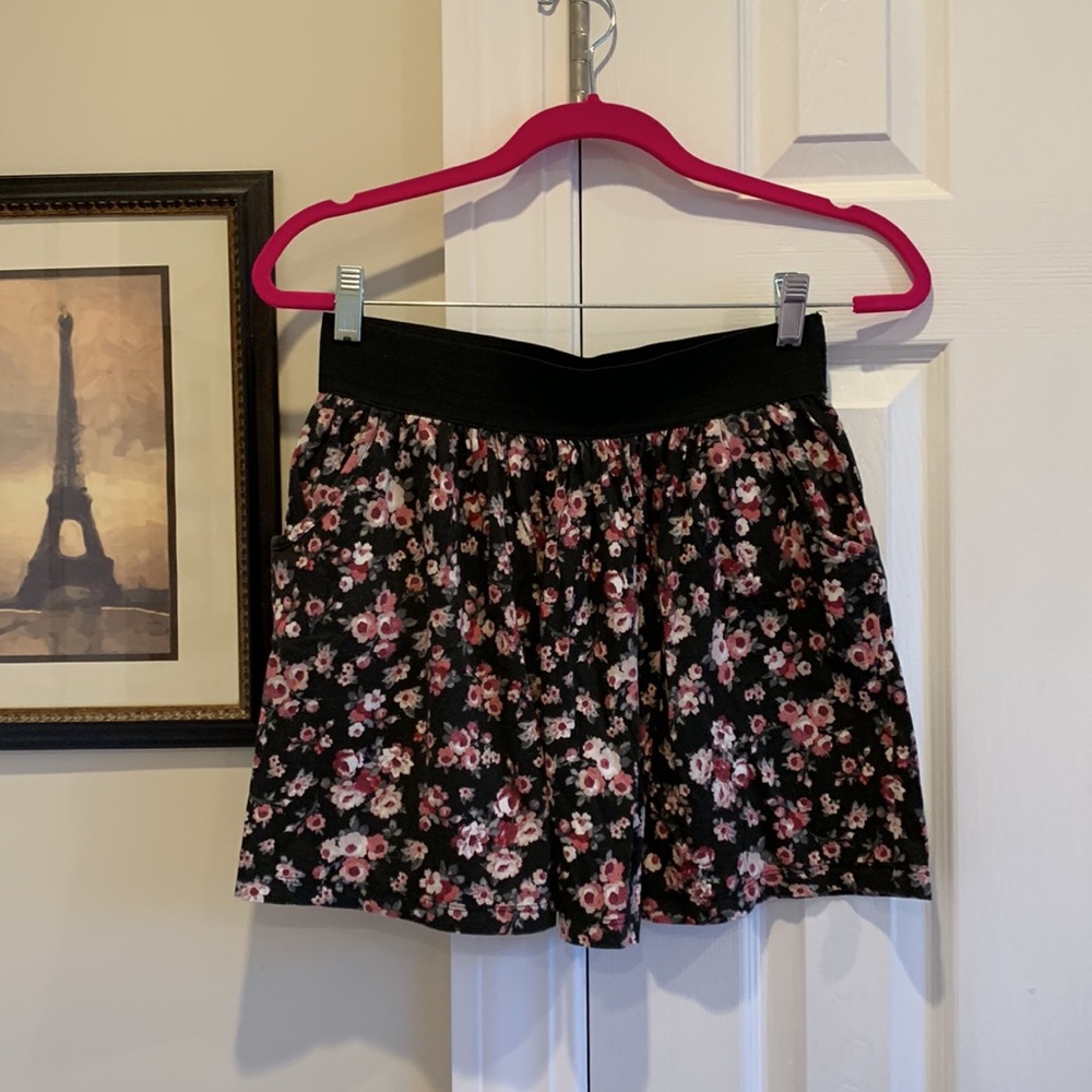 Stradivarius Floral High Waisted Skirt